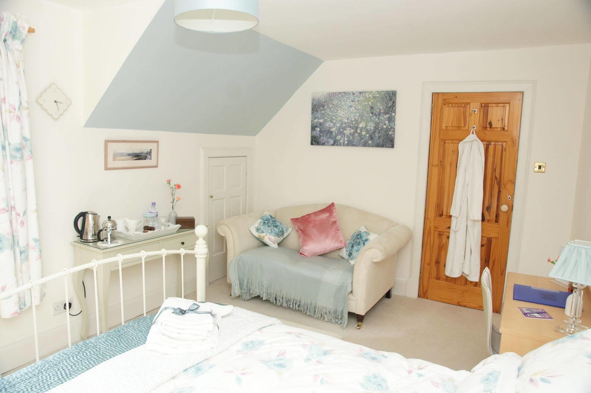 Whistlers Dell B&B Rhu Екстер'єр фото