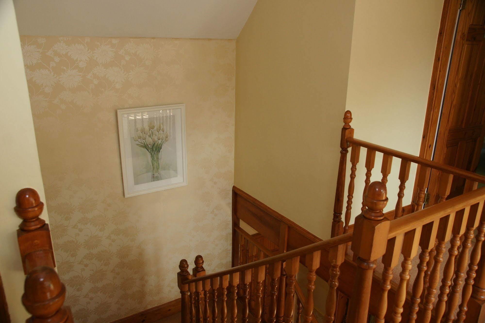 Whistlers Dell B&B Rhu Екстер'єр фото